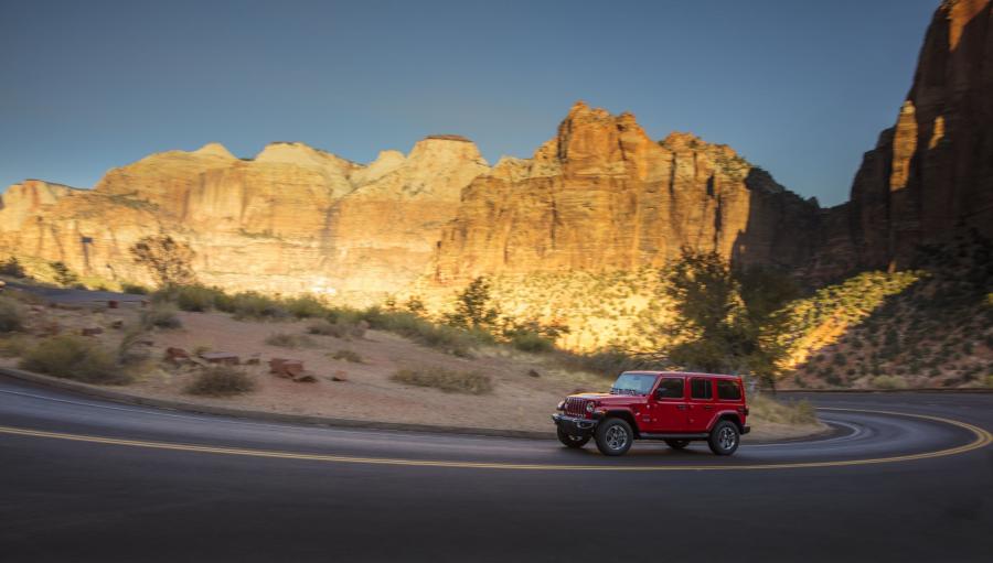  Jeep Wrangler Unlimited Sahara EcoDiesel (JL) 2019 года  (NA) (фото 19 из 39)